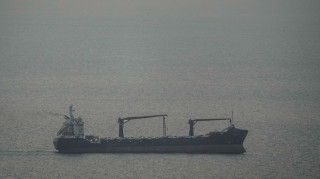 «Τα Στενά του Ορμούζ είναι κλειστά - Οποιαδήποτε διέλευση θα έχει σκληρή απάντηση» απειλεί το Ιράν