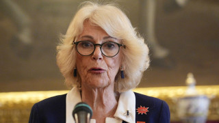 Σε ντοκιμαντέρ του BBC η Βασίλισσα Καμίλα: Η προσωπική της εξομολόγηση για τη δύναμη των βιβλίων