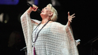 «Άνοιξε πέτρα», «Σταλιά-σταλιά», «Ζιγκουάλα»: Τα θρυλικά τραγούδια της Μαρινέλλας στον κινηματογράφο