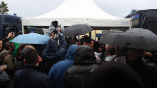 Ξεκίνησε και πάλι η δίκη για τα Τέμπη: Παραμένει η ένταση, με ασθενοφόρο αποχώρησε ο Πάνος Ρούτσι