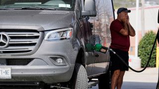 Χάνονται 12 εκατομμύρια βαρέλια πετρελαίου ημερησίως λόγω πολέμου - Σύντομα στην Ευρώπη η πίεση