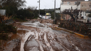 Μέχρι αργά τη νύχτα θα σφυροκοπά τη χώρα η κακοκαιρία Erminio: Σαρωτικό πέρασμα από Αττική και νησιά