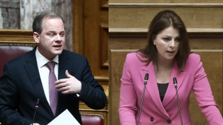 Οι διάλογοι που «καίνε» την Παπακώστα - Έμμεση αναφορά του Κώστα Αχ. Καραμανλή στις συνομιλίες