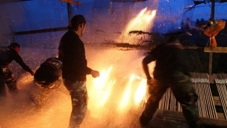 Χίος: Στο νοσοκομείο με σοβαρά εγκαύματα τέσσερα άτομα από έκρηξη αυτοσχέδιων ρουκετών στον Βροντάδο