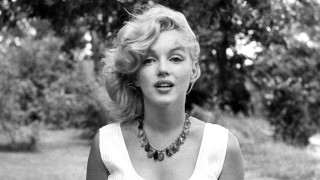 «Η πρώτη απόλυτη σταρ»: Η Μέριλιν Μονρόε επανασυστήνεται ως δημιουργική πρωτοπόρος