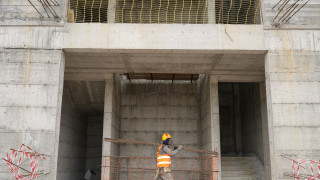 Πότε καταβάλλεται το αδειοδωρόσημο του Πάσχα στους οικοδόμους από τον e-ΕΦΚΑ