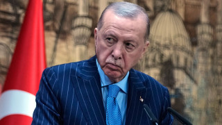 Ερντογάν: Καταδικάζουμε τη «δειλή» επίθεση έξω από το προξενείο του Ισραήλ