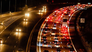 Έξοδος Πάσχα: Πάνω από 60.000 οχήματα έφυγαν σήμερα από την Αθήνα - Γεμάτα αναχωρούν τα πλοία
