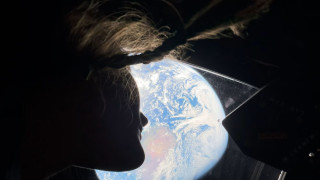 Το «overview effect»: Γιατί οι αστροναύτες βλέπουν αλλιώς τη Γη από το Διάστημα