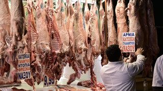 Εορταστικό ωράριο: Στις 18:00 κλείνει η Βαρβάκειος - Τι ώρα κλείνουν τα σούπερ μάρκετ