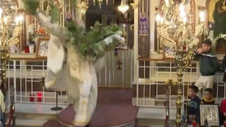 Η πρώτη Ανάσταση στην Ευαγγελίστρια της Χίου από τον «ιπτάμενο ιερέα»