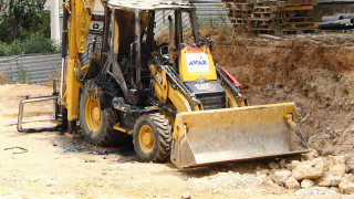 Βόλος: Υπέκυψε στα τραύματά του 58χρονος που καταπλακώθηκε από εκσκαφέα