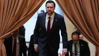 Τετ α τετ Βανς με τον πρωθυπουργό του Κατάρ - Στο επίκεντρο οι διαπραγματεύσεις με το Ιράν
