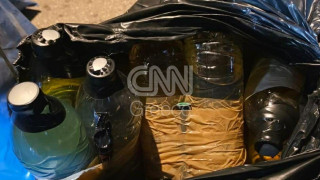 Τρεις συλλήψεις στον Νέο Κόσμο για φωτοβολίδες και εμπρηστικούς μηχανισμούς 