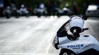 Χειροπέδες σε 48χρονη influencer μετά από καταδίωξη στο Κορωπί – Οδηγούσε υπό την επήρεια μέθης