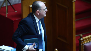 Γαλάζια «κάλυψη» σε Λαζαρίδη και αντεπίθεση με Συνταγματική Αναθεώρηση