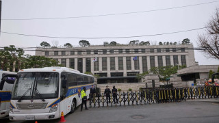 Νότια Κορέα: Ποινή φυάλισης επιβλήθηκε σε 90χρονη για ξέπλυμα χρημάτων του γιου της