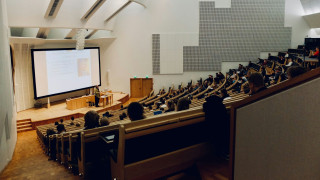 Από το 2027 η επιστροφή της Βρετανίας στο Erasmus - Υπεγράφη η συμφωνία με την ΕΕ