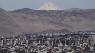 Σε επανέναρξη των ειρηνευτικών διαβουλεύσεων με το Ιράν τις επόμενες δύο μέρες «δείχνει» ο Τραμπ