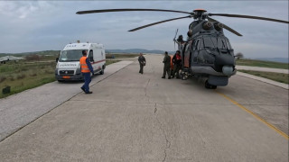 Αεροδιακομιδή ατόμου από κρουαζιερόπλοιο, με Super Puma της Πολεμικής Αεροπορίας