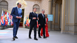 Καβγάς ΕΕ-ΗΠΑ μετά το άνοιγμα των Στενών: Στα σκαριά ναυτική αποστολή - Μείνετε μακριά λέει ο Τραμπ