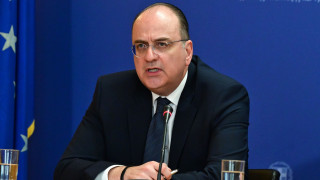 Το χρονικό μιας προαναγγελθείσας παραίτησης - Το παρασκήνιο πίσω από την απόφαση Λαζαρίδη