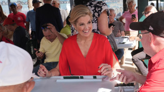 Μπιενάλε Μόδας στο Άρνεμ: Η βασίλισσα Μάξιμα της Ολλανδίας θα κάνει τα εγκαίνια