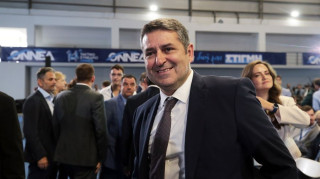 Γιώργος Μυλωνάκης: Παραμένει διασωληνωμένος και σε σταθερή κατάσταση - Το νέο ιατρικό ανακοινωθέν