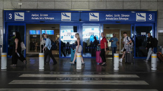 Χωρίς δακτυλικά αποτυπώματα και face ID η είσοδος των Βρετανών στην Ελλάδα το καλοκαίρι