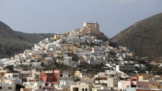 Σύρος: Το κρυφό «ανεκτίμητο διαμάντι» των Κυκλάδων - Ένας αυθεντικός και ποιοτικός προορισμός