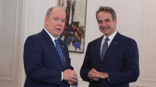 Στην Αθήνα ο πρίγκιπας Αλβέρτος του Μονακό: Συναντήθηκε με Μητσοτάκη και Τασούλα - Δείτε φωτογραφίες
