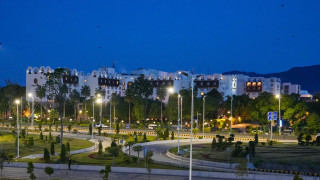 Νέες απειλές από ΗΠΑ και Ιράν λίγο πριν τις συνομιλίες στο Πακιστάν - Γρίφος η στάση της Τεχεράνης