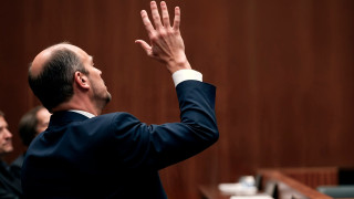 Έρευνα στη Σουηδία: Η αγένεια και οι απρεπείς εκφράσεις στην πολιτική απειλούν τη δημοκρατία