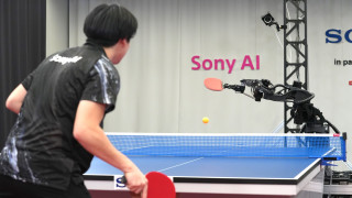 Ρομπότ κερδίζει τοπ επαγγελματίες στο πινγκ πονγκ - Ο κατασκευαστής του το χαρακτηρίζει ως ορόσημο