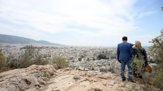 Καιρός: Ανοιξιάτικος με θερμοκρασία στους 27 βαθμούς Κελσίου - Μεμονωμένες βροχές στα βόρεια ορεινά