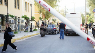 Βίντεο από την μεταγωγή του 89χρονου στα δικαστήρια της πρώην Σχολής Ευελπίδων