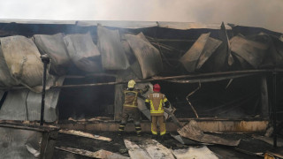 Μεγάλη πυρκαγιά σε εμπορικό κέντρο στην Τεχεράνη - Πυκνός καπνός «πνίγει» την περιοχή