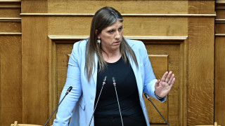 Άγριος καυγάς Κωνσταντοπούλου - Μηταράκη στη Βουλή: Είστε υπόδικος - Να αποβληθεί από την αίθουσα