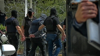 Greek Mafia: Διώξεις για εννέα κακουργήματα στους τρεις συλληφθέντες για τη δολοφονια Μουσχούρη