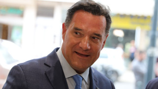 «Σπόντες» Γεωργιάδη για ρωσικές «υπογραφές» στο κόμμα Καρυστιανού