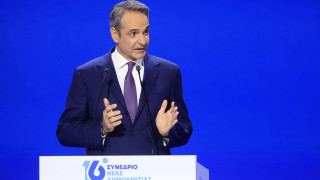 LIVE Μητσοτάκης στο Συνέδριο ΝΔ: Προτεραιότητα να ξεριζώσουμε παθογένειες του παρελθόντος