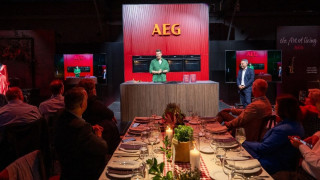 Η AEG δημιούργησε τον φούρνο για να φτιάχνετε pizza όπως ακριβώς την θέλετε