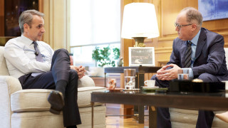 Μητσοτάκης στους FT: «Καμπανάκι» για τον πληθωρισμό λόγω Ορμούζ - Λαμβάνουμε στοχευμένα μέτρα