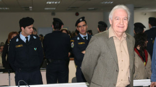 Αποφυλακίζεται ο αρχηγός της 17 Νοέμβρη Αλέξανδρος Γιωτόπουλος