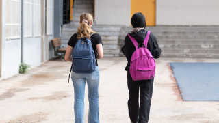 Οι μαθητές μαθαίνουν «ΡΙΣΠΕΚΤ»: Οι αμήχανες εμπειρίες της περιόδου και η ανάγκη για στήριξη