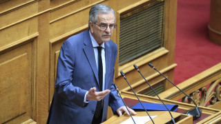 Σαμαράς: Πόσο πια θα εξευτελιστούν οι θεσμοί από την έρημη τη ΝΔ;