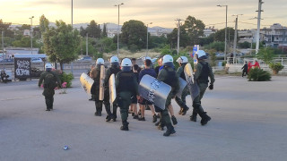 Eντάσεις και συλλήψεις πριν από τον τελικό Ολυμπιακός - Ρεάλ έξω από το Telekom Center