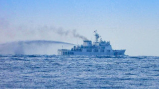 Ο κινεζικός στρατός υποστηρίζει ότι απώθησε ολλανδική φρεγάτα στη Θάλασσα της Νότιας Κίνας