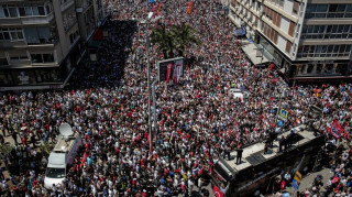 Τουρκία: Χιλιάδες υποστηρικτές του Οζγκούρ Οζέλ συγκεντρώθηκαν στην Άγκυρα