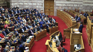 Μαξίμου: «Επιβεβαιώθηκε η Βαβέλ της αντιπολίτευσης» - Στρατηγική πρώτης κάλπης